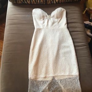 Beautiful Lace Dress!