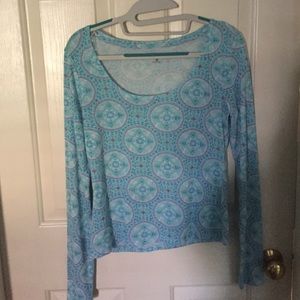 Long sleeve tee
