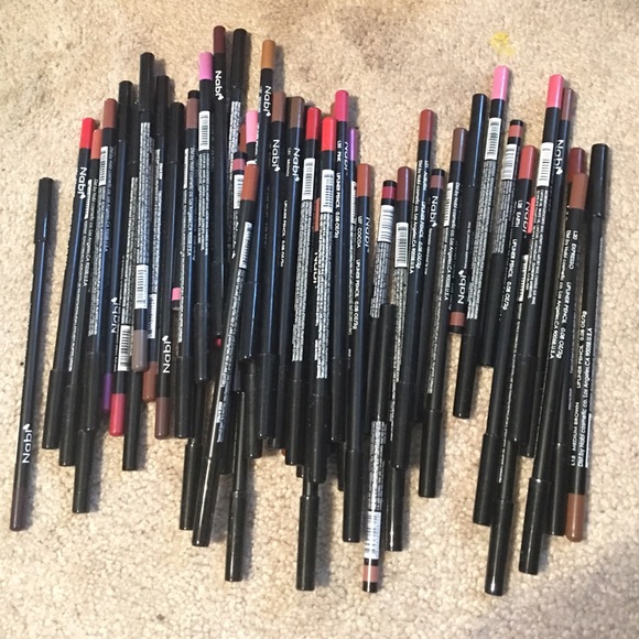 Lot of lip liners