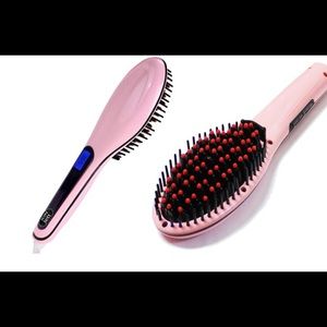 Straightening hair brush. Brand new