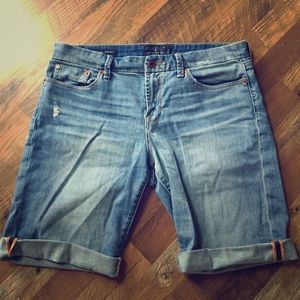 Lucky Brand Boardwalk Bermuda shorts
