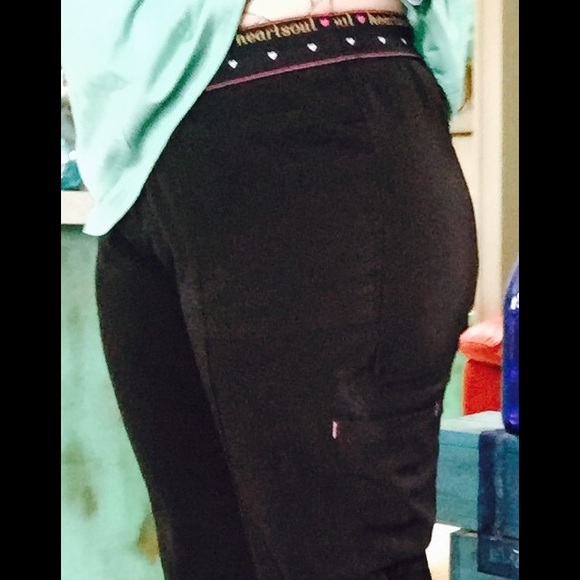 Scrub pants. Black cargo HeartSoul.