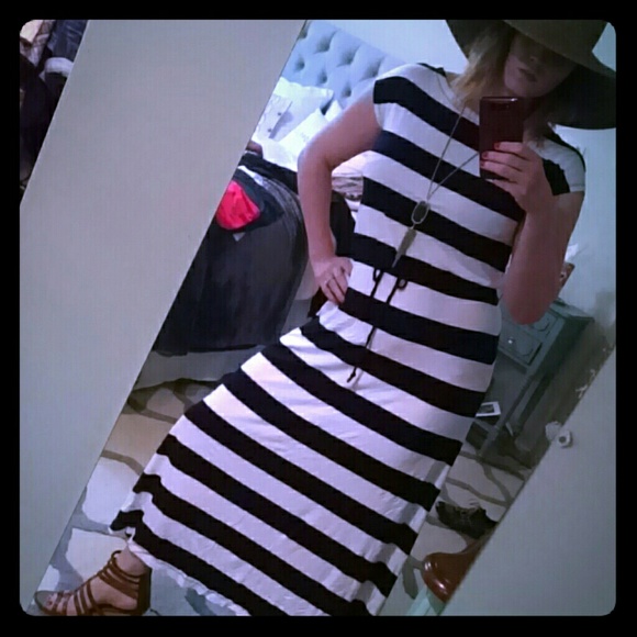 Navy & white dress strip dress