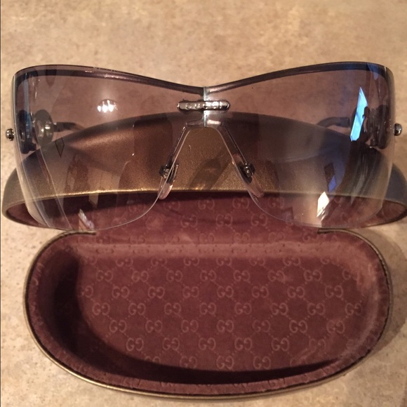 Gucci Rimless Metal Sunglasses