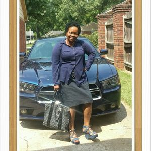 Meet your Posher, Monique