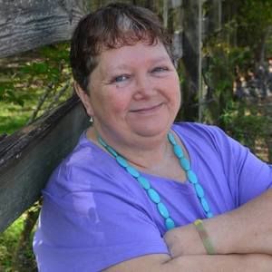 Meet your Posher, Virginia