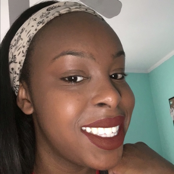 Meet your Posher, Sabrina