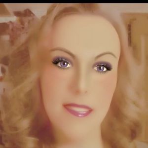 Meet your Posher, Colleen