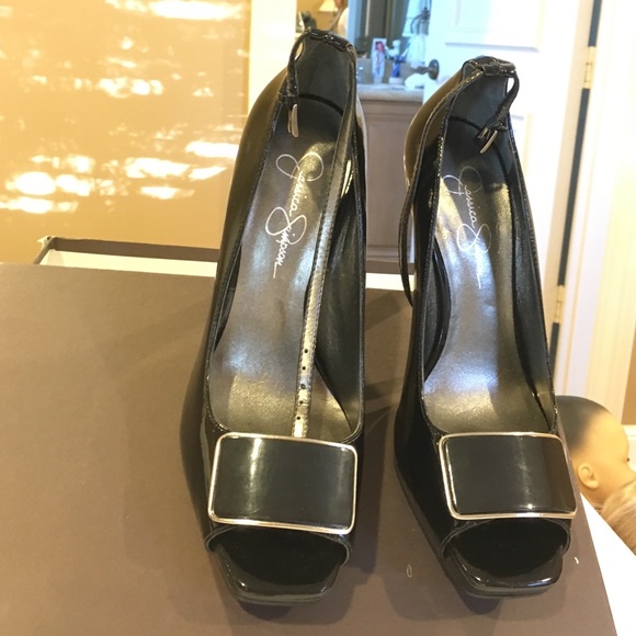 Jessica Simpson heels