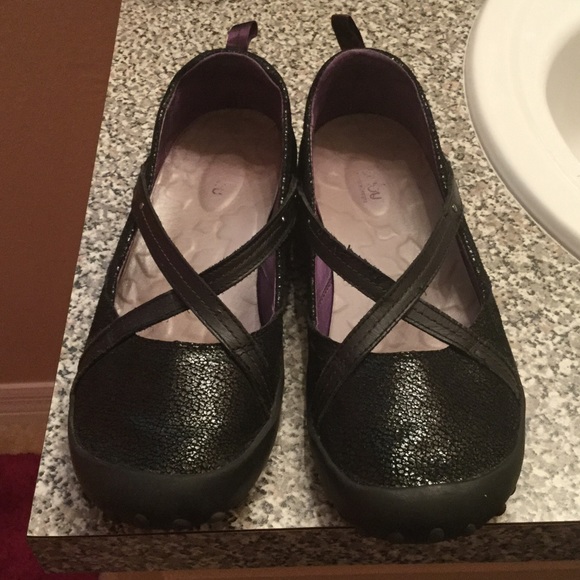 JAMBU BLACK SHOES