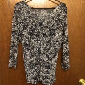 Gray/Navy Blue Top. XL