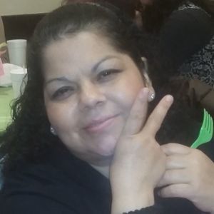 Meet your Posher, Yolanda