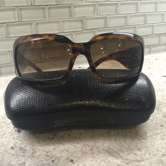 Chanel Tortoise Sunglasses main image 4