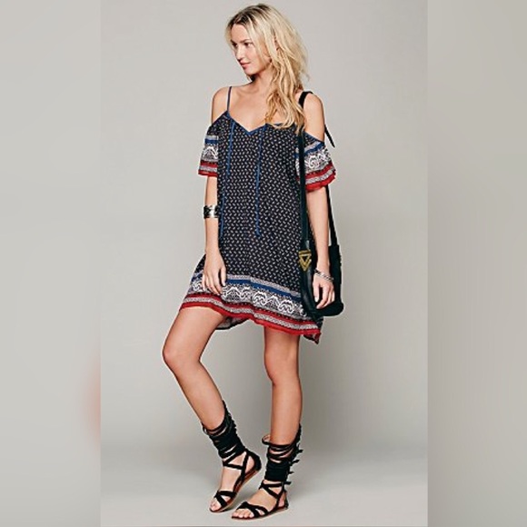 Free People Dresses & Skirts - Free People Dress size Medium