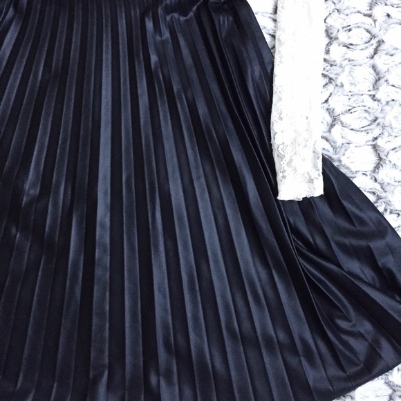 Faux-Leather Pleated Midi Skirt - Picture 3 of 4