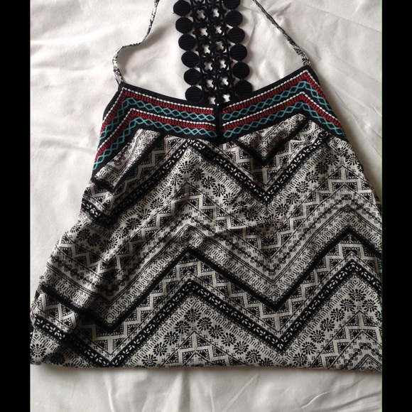 Tribal Lace Back Tank S,M,L,XL - Picture 3 of 3