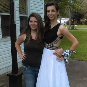 Meet your Posher, Danielle