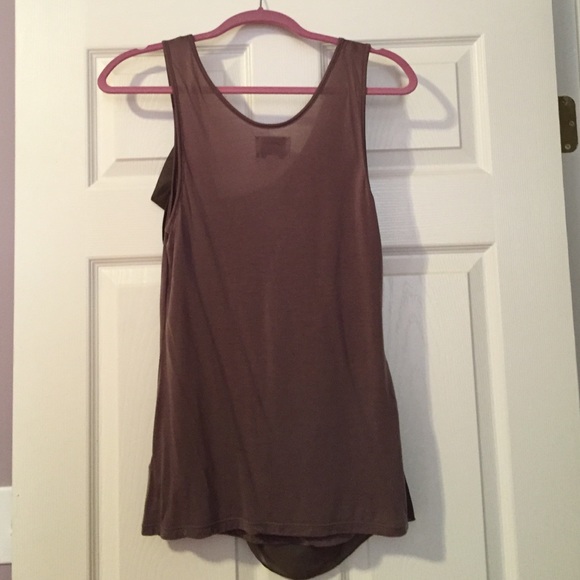 Brown tank top - Picture 3 of 3