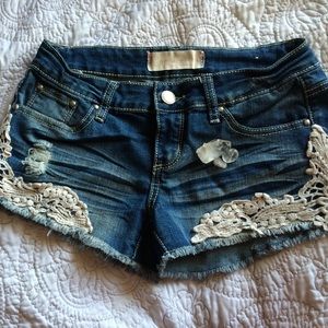 Almost Famous | Denim and Lace Short Shorts (Jrs)