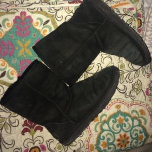 Black uggs. Authentic