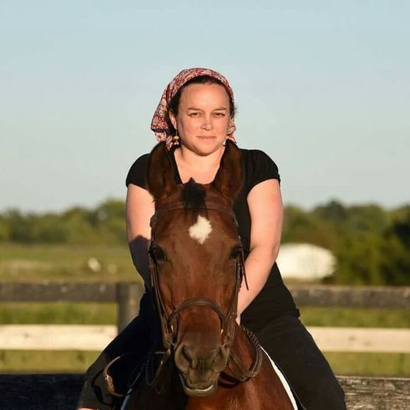 Meet your Posher, Jacqueline - Picture 1 of 1