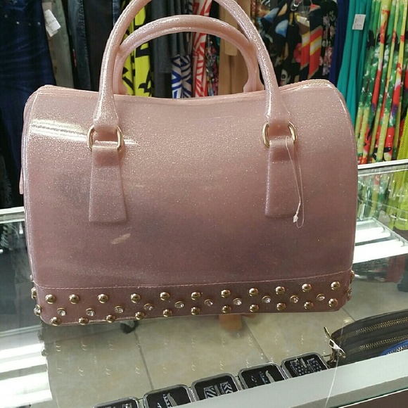 Purse - Picture 1 of 2