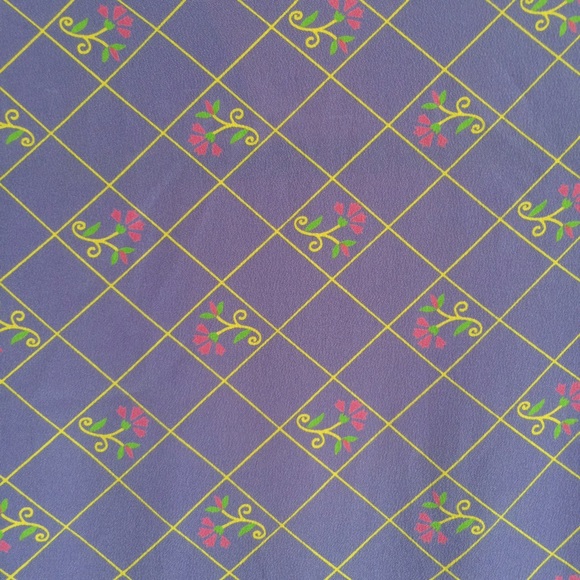 Vintage Lavender Floral Silk Blouse - Picture 4 of 4