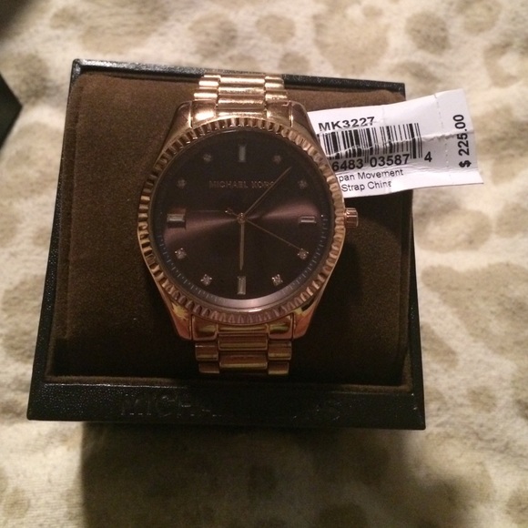Womens Michael kors rose gold watch