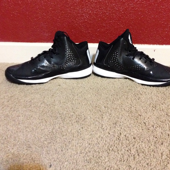 D rose shoes - Picture 2 of 4