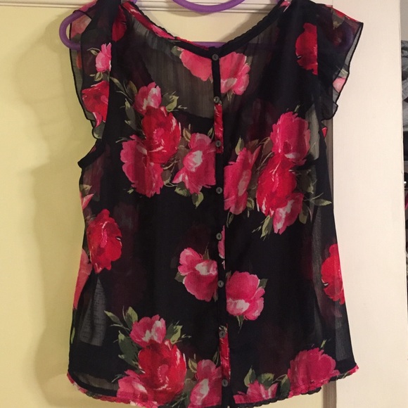 Abercrombie and Fitch Crop Top - Picture 3 of 3