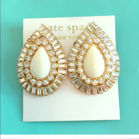 Kate Spade, large stud earrings 🌼