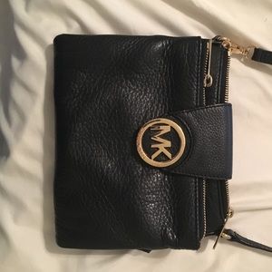 AUTHENTIC Michael Kors satchel