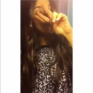 Meet your Posher, Selin