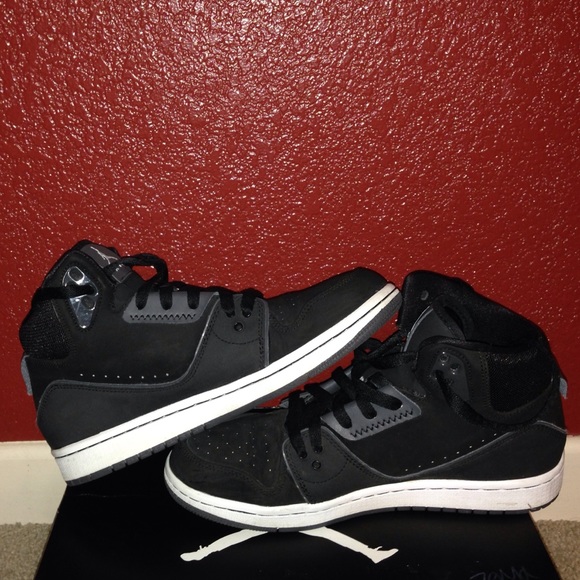 JORDANS - Picture 2 of 2