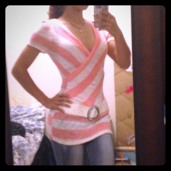 💋✌🏽️Pretty in pink shirt! ✌🏽💋