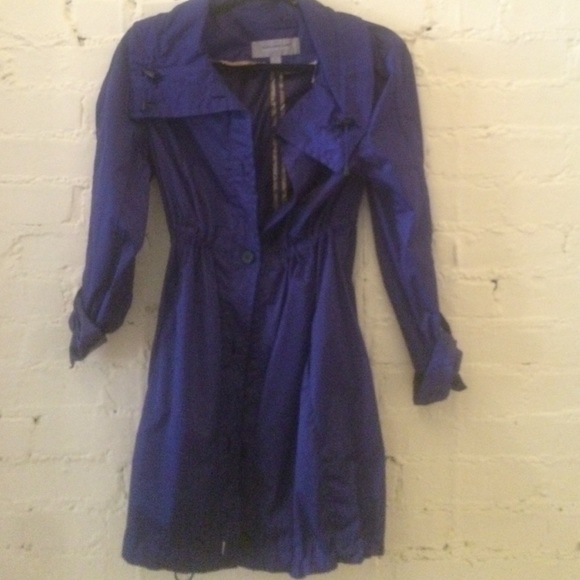Dark navy trench!!