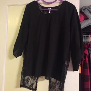 Blouse with lace back