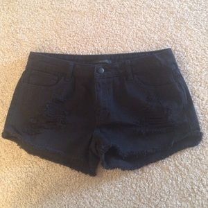 FOREVER 21 Black Denim Distressed Short Shorts