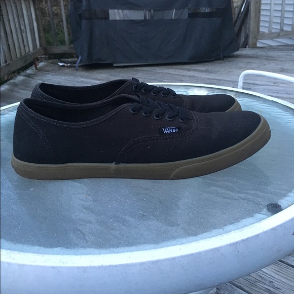 vans lo pro black gum