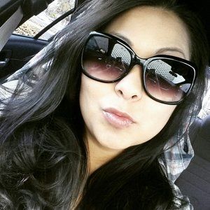 Meet your Posher, Lorena