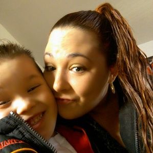 Meet your Posher, Stacy