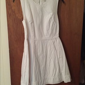 Gap white sleeveless fit and flare