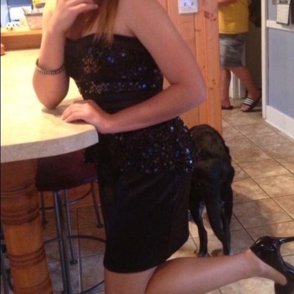 Prom dress - Picture 5 of 5