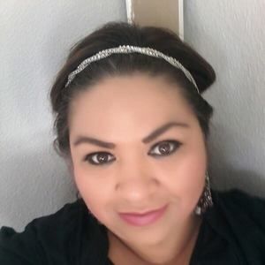 Meet your Posher, Joann alejandra