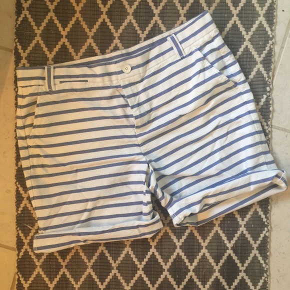 White and blue nautical cotton boyfriend shorts