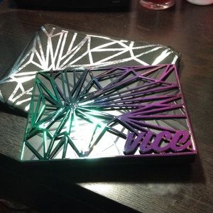 Urban Decay Vice 4