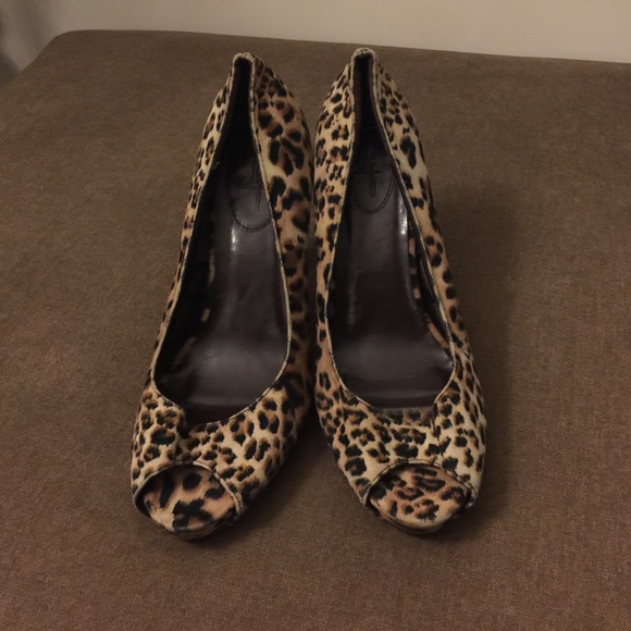 Cheetah print open toes heel