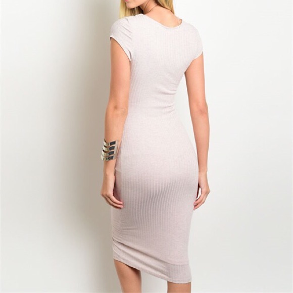 [LAST ONE] Light Grey Ribbed Bodycon Dress - Picture 2 of 4