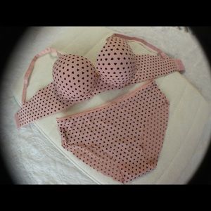 Factory run Triumph bra and undies