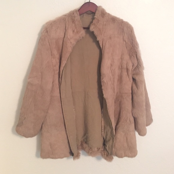 Reversible Fur Coat w/ Pockets - Picture 3 of 4